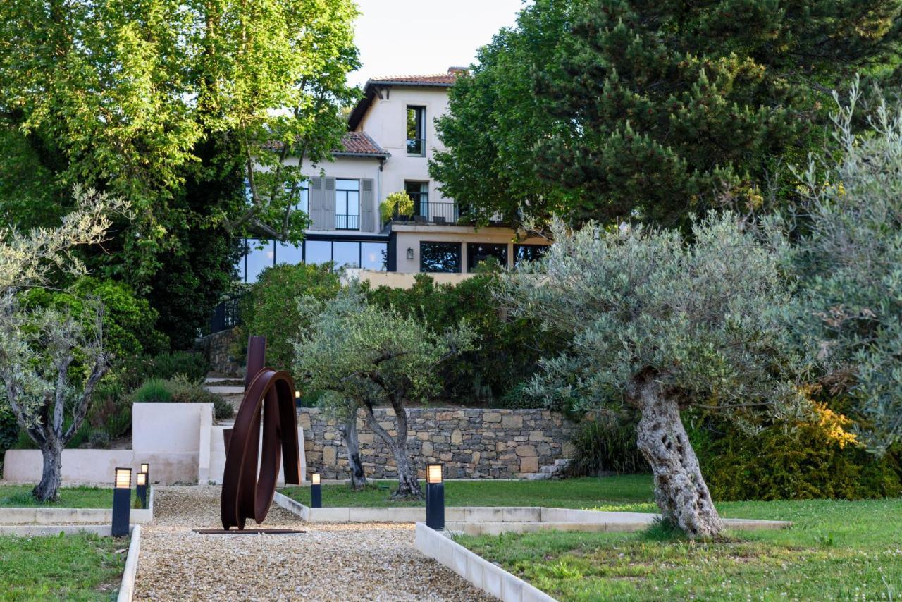 Les Lodges Sainte-Victoire Hotel & Spa 勒图鲁内 外观 照片