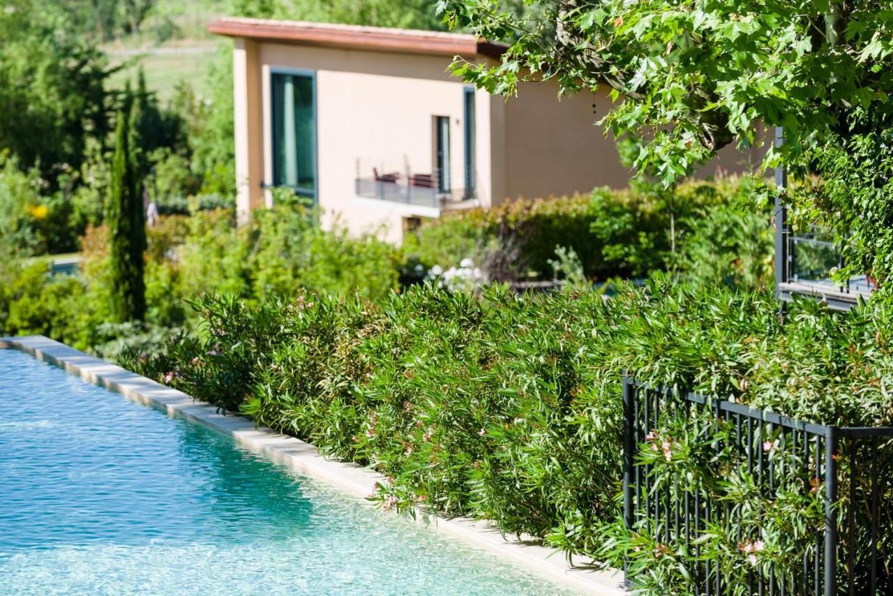 Les Lodges Sainte-Victoire Hotel & Spa 勒图鲁内 外观 照片