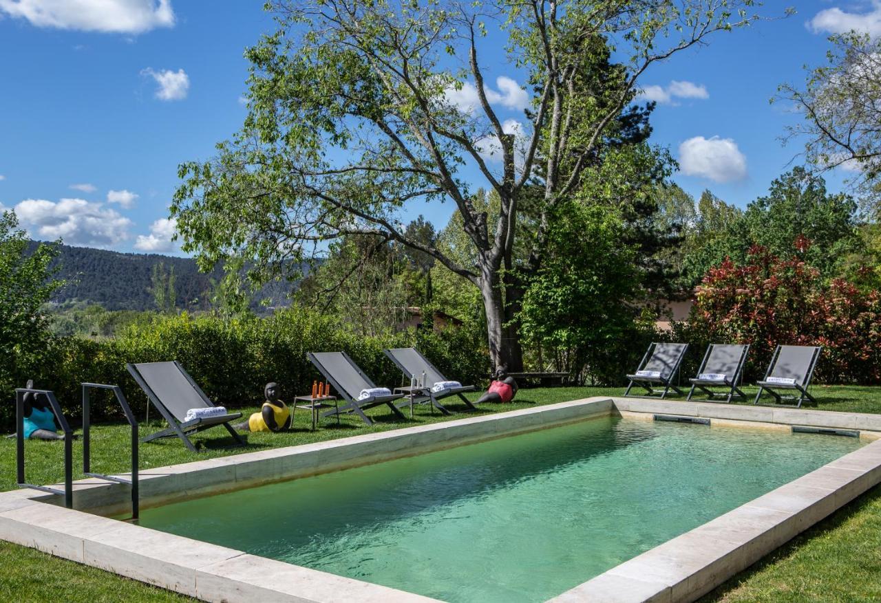Les Lodges Sainte-Victoire Hotel & Spa 勒图鲁内 外观 照片