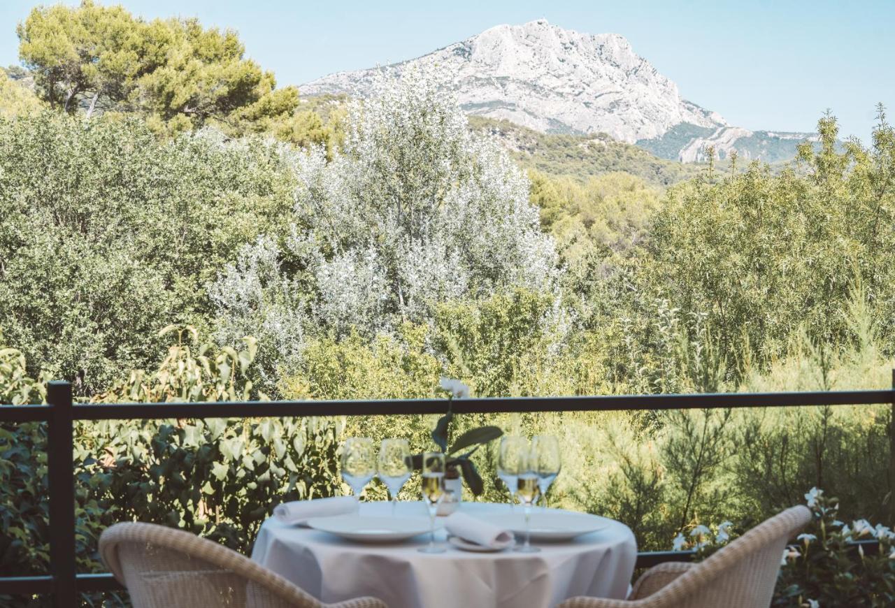 Les Lodges Sainte-Victoire Hotel & Spa 勒图鲁内 外观 照片