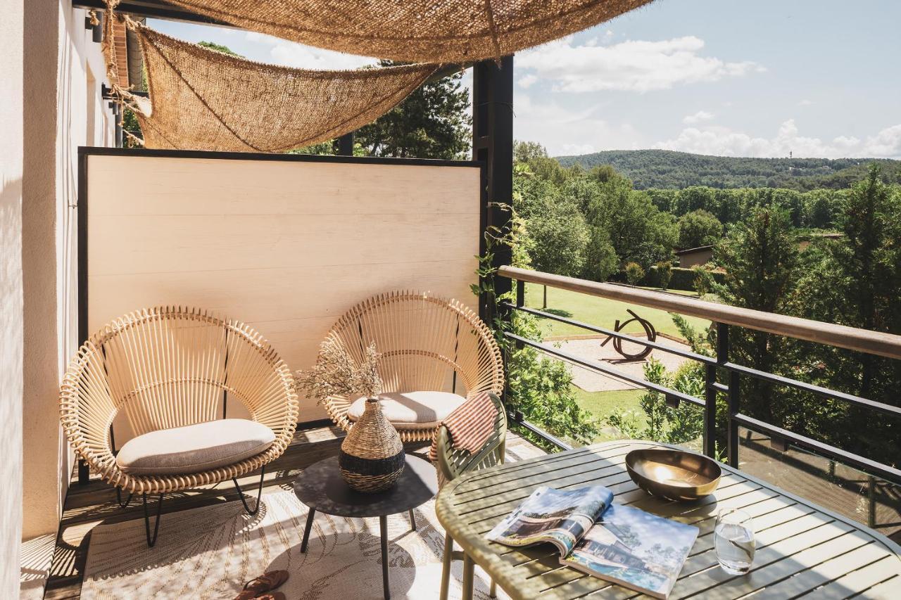 Les Lodges Sainte-Victoire Hotel & Spa 勒图鲁内 外观 照片