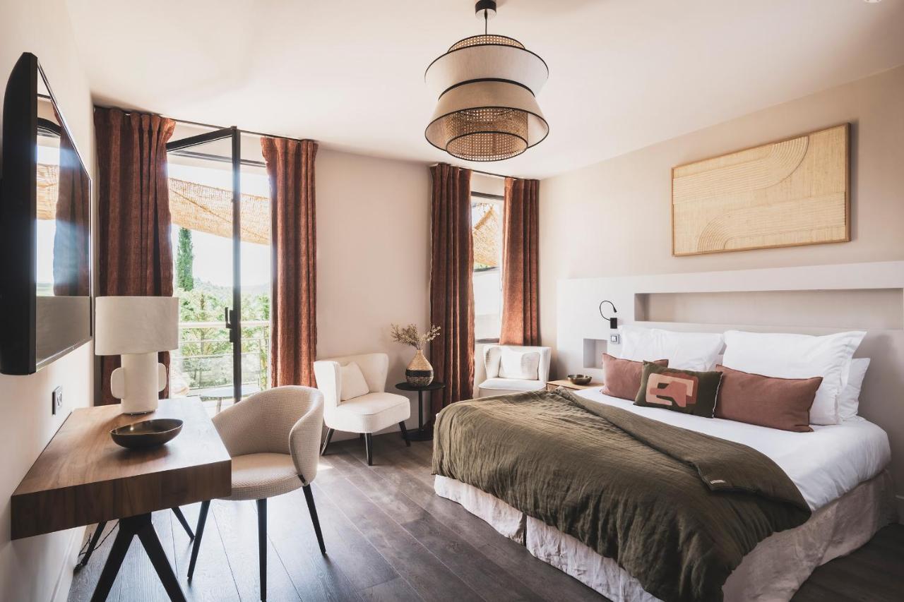 Les Lodges Sainte-Victoire Hotel & Spa 勒图鲁内 外观 照片