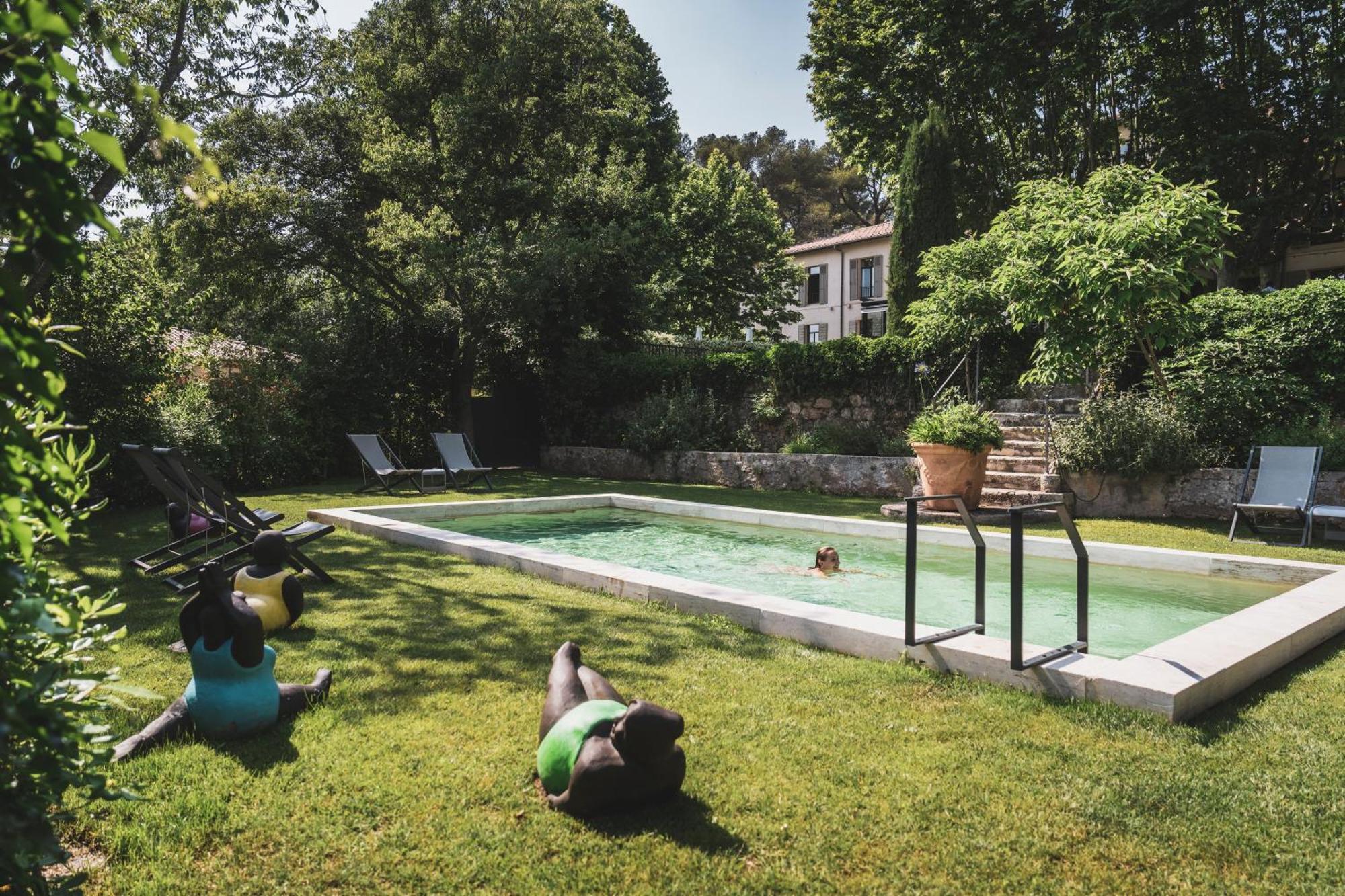 Les Lodges Sainte-Victoire Hotel & Spa 勒图鲁内 外观 照片